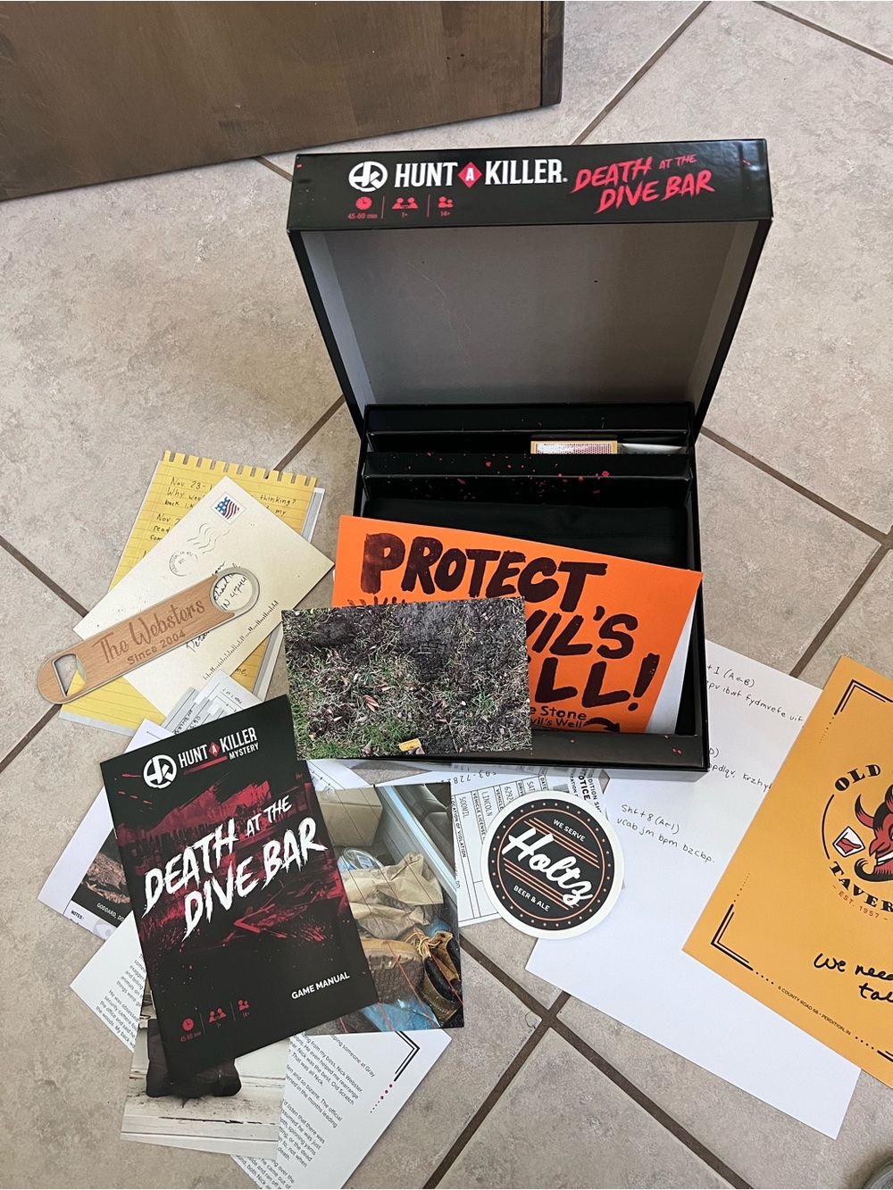 Hunt A Killer Immersive Murder Mystery Game Death at the Dive Bar - Picture 3 of 5